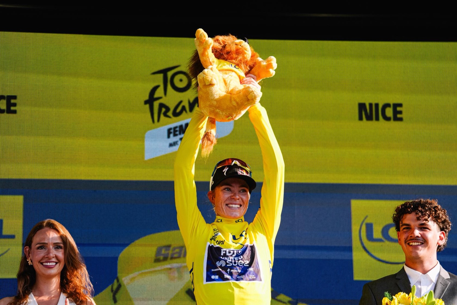 Tour de France Femmes 2026 : Demi Vollering gagne l'étape 9 et le Tour