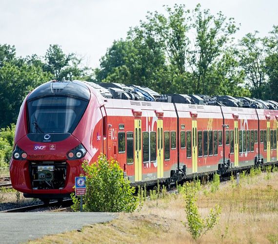 SKIRAIL LUCHON-SUPERBAGNÈRES DES RAILS AUX PISTES