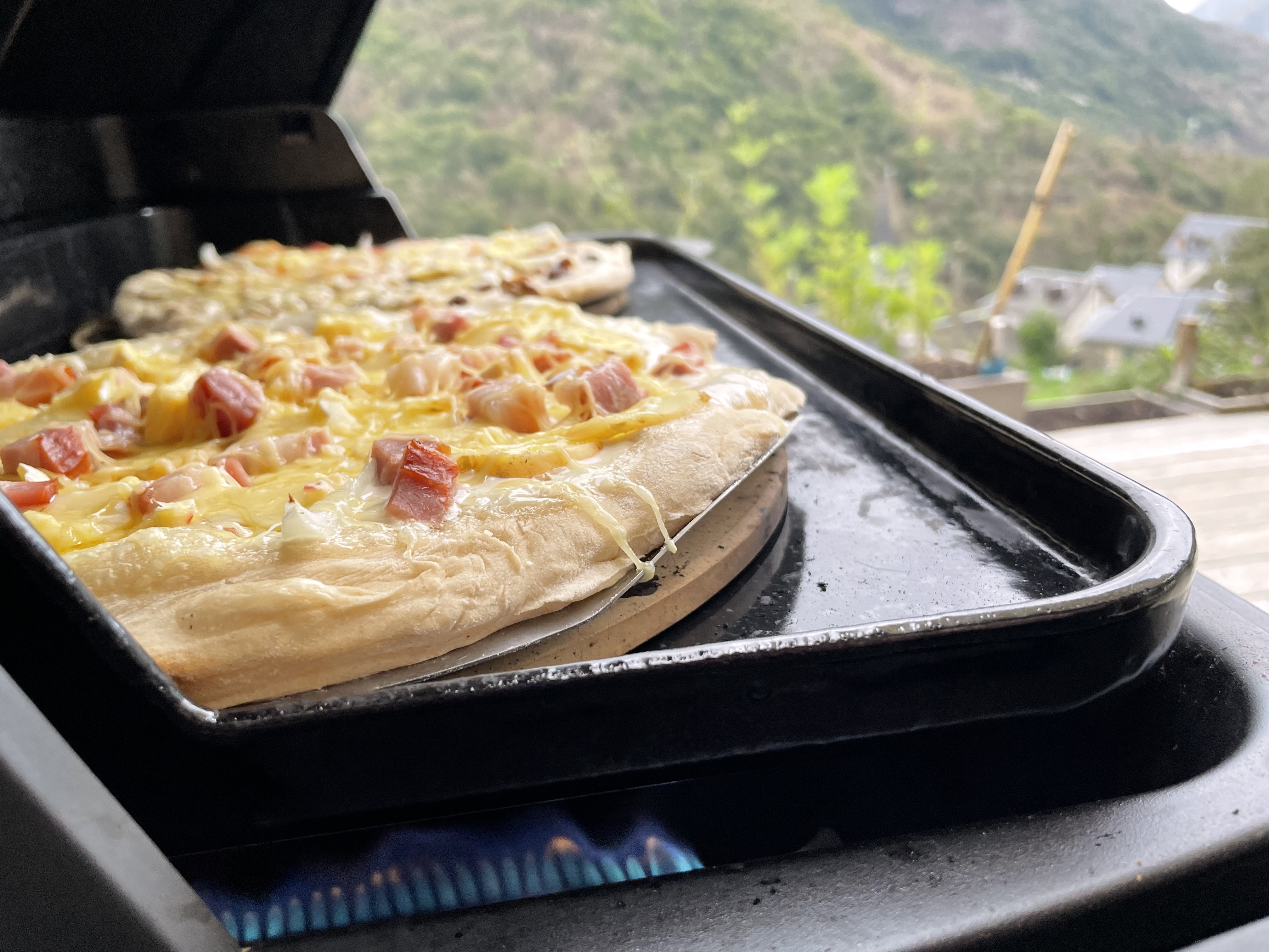 Coupe du monde 2026 : pizza maison à la plancha et bières artisanales pyrénéennes, le combo local pour suivre les matchs