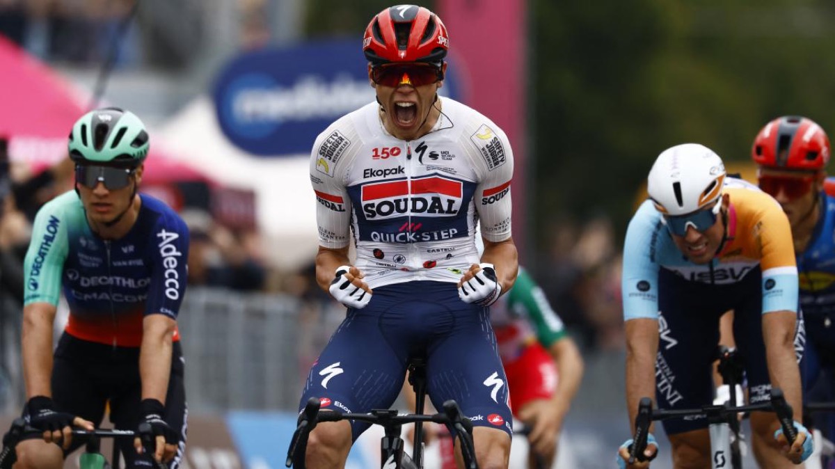 Giro 2026 étape 5 : Arrieta surprend Eulalio sur la ligne dans un final fou, le Portugais s'empare du Maillot Rose