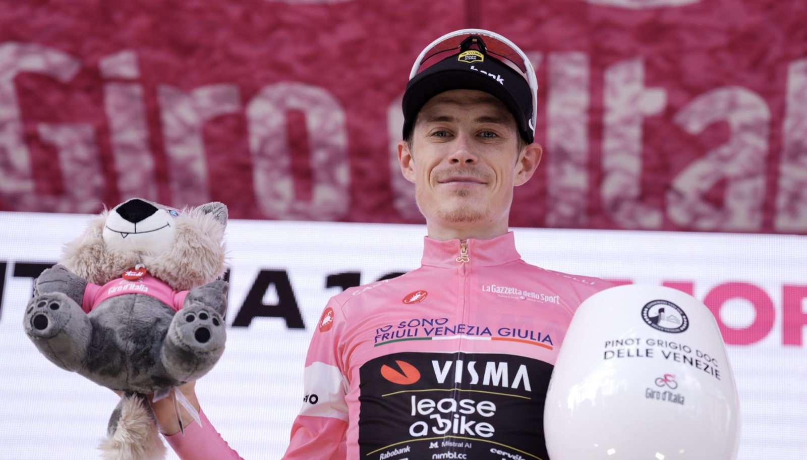 Giro 2026 étape 21 : Milan sauve son Giro à sa dernière chance, Vingegaard sacré à Rome