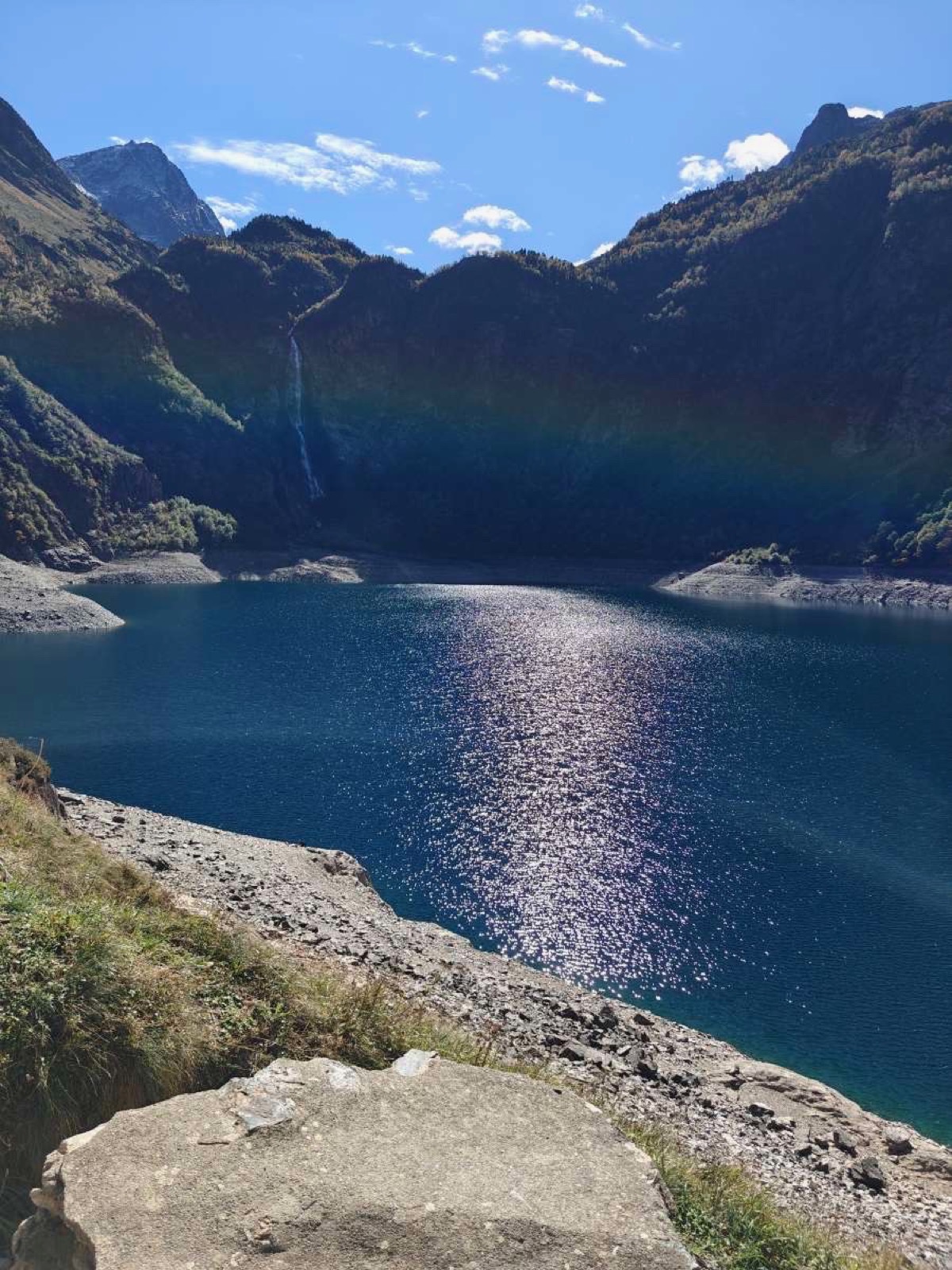 Lac d'Oô à l'automne : la randonnée à faire, en surveillant l'heure