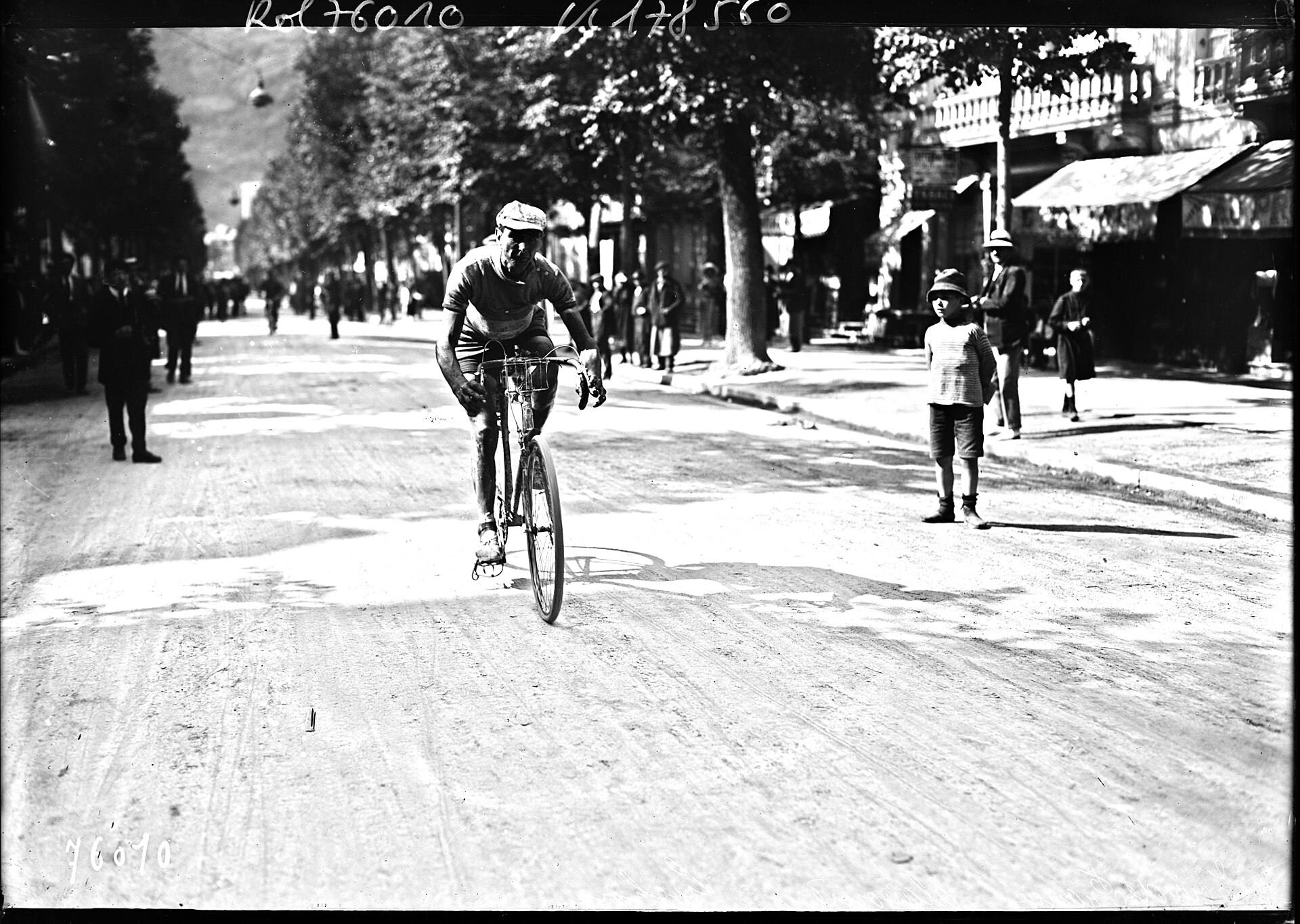 Tour de France 2027 : le parcours, un chrono à Toulouse et trois étapes pyrénéennes